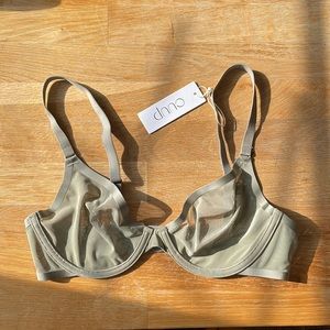 CUUP | Plunge Bra 34B